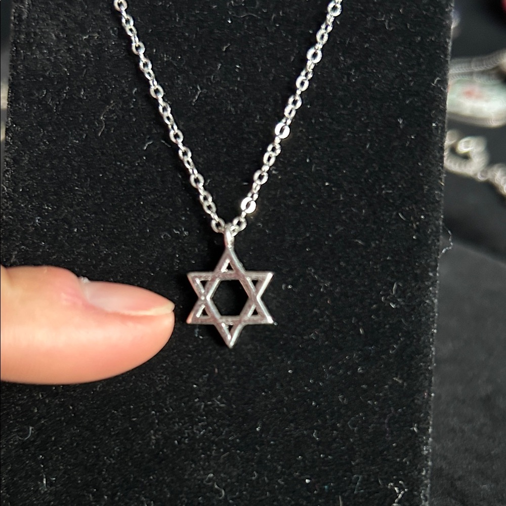 Silver Star Pendant Necklace